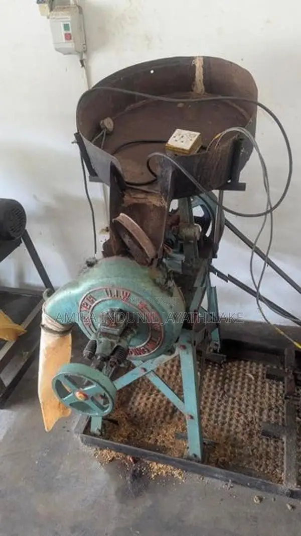 Chilli Grinding Mill Machine