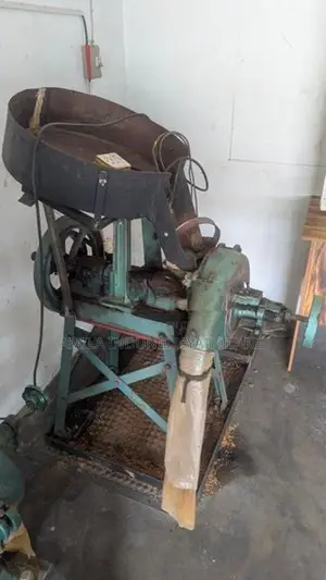 Chilli Grinding Mill Machine