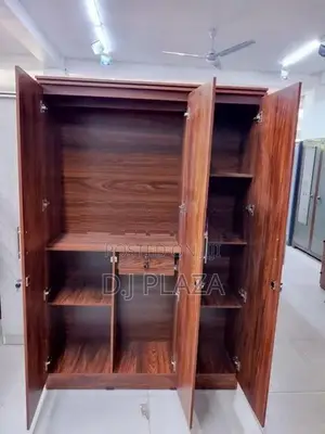 Almari 3 Door