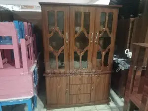 Melamine 3 Door Oc Cupboard with Glass