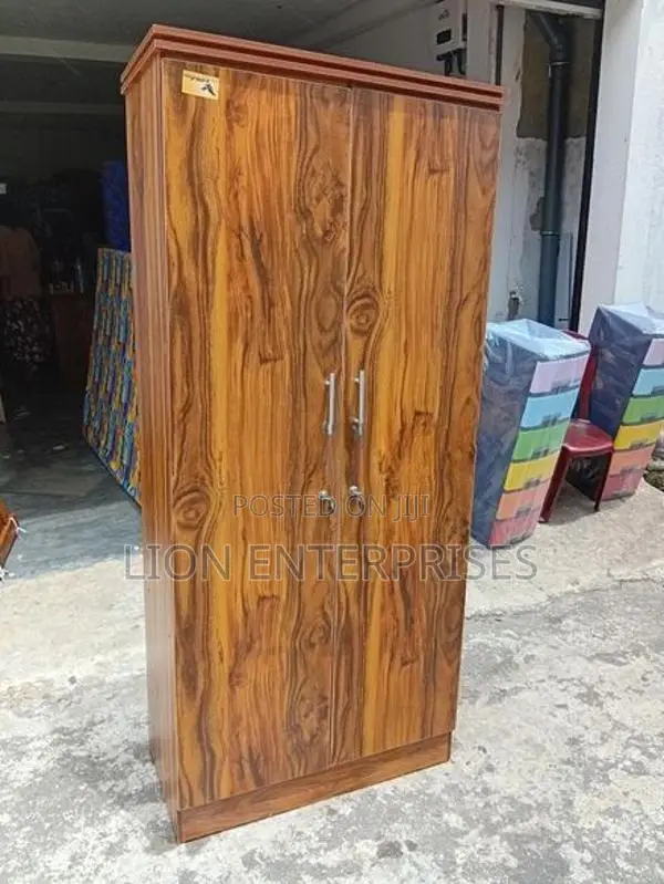 6×2.5 ft Melamine cupboards