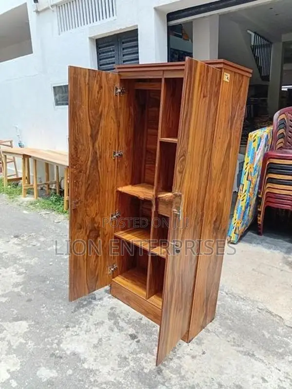 6×2.5 ft Melamine cupboards
