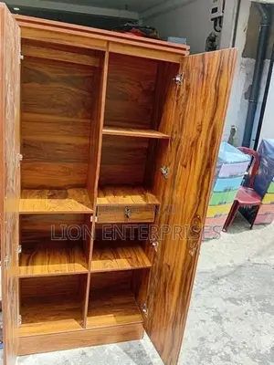 6×2.5 ft Melamine cupboards