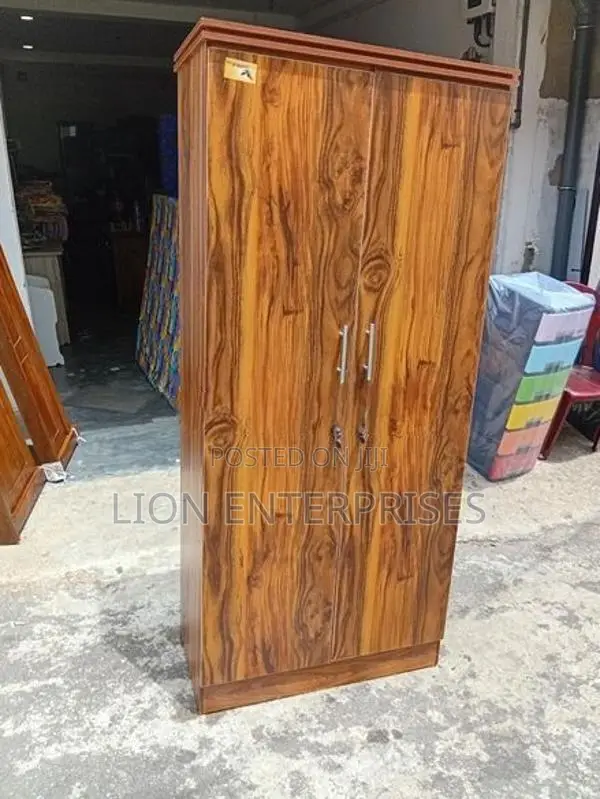 6×2.5 ft Melamine cupboards