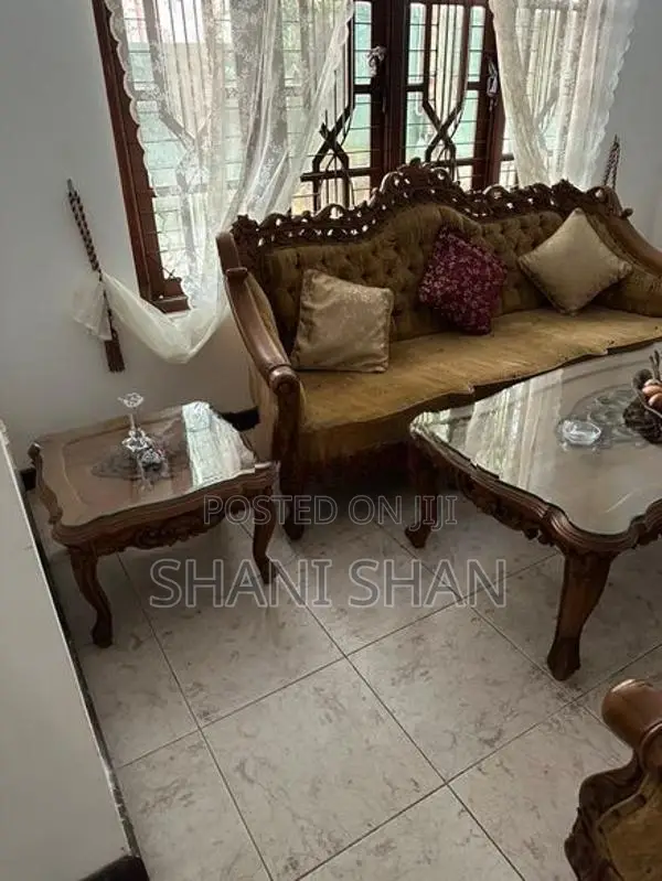 Sofa Set