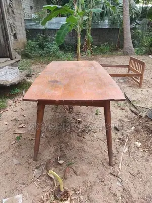 MUTHURAI WOODEN TABLE –