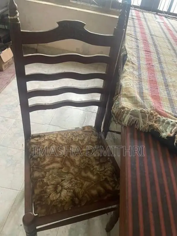 Dining 8 Chair Table