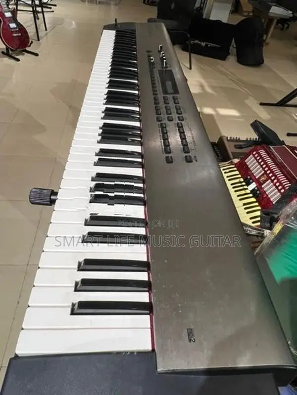 Roland Rs-9 Keyboard Workstation