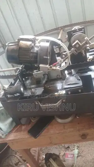 Band Saw Machine