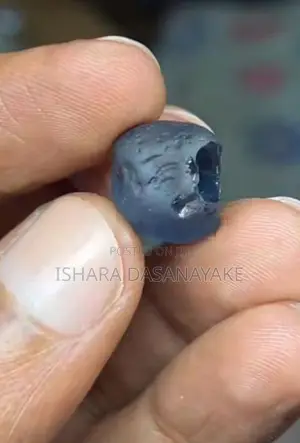 Natural Gem - Violet sapphire (Purplish blue )