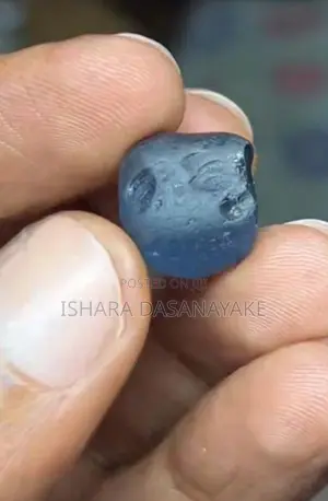 Natural Gem - Violet sapphire (Purplish blue )