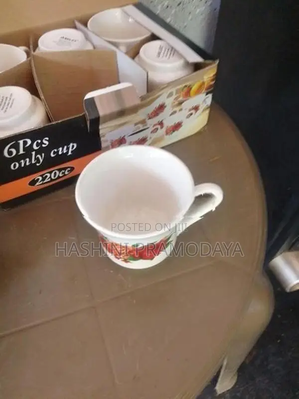 Dinnerware Set