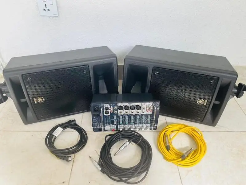 Yamaha Stagepass 300 Speaker pair