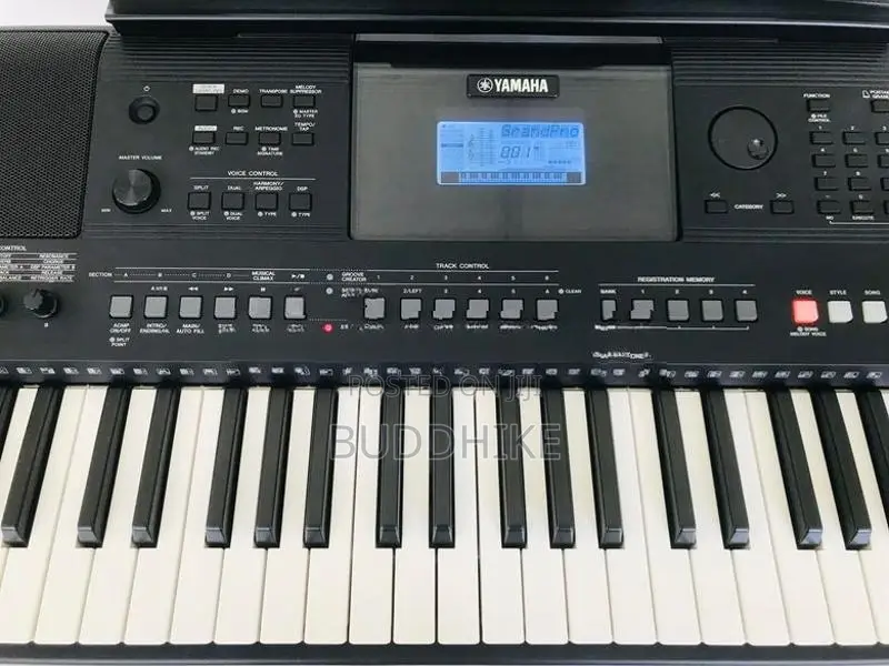 Yamaha PSR E 463 Keyboard