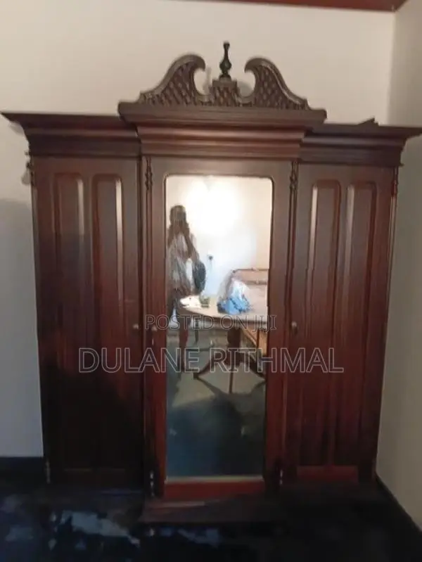 Antique Nadun Almari