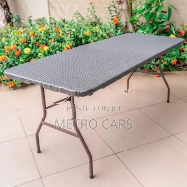 Folding Tables