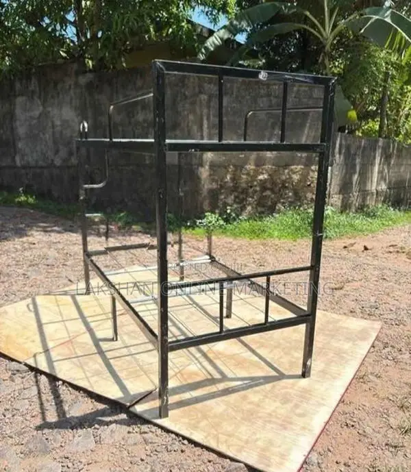 Steel Bunkerbed with Matters