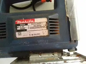 elecric saw