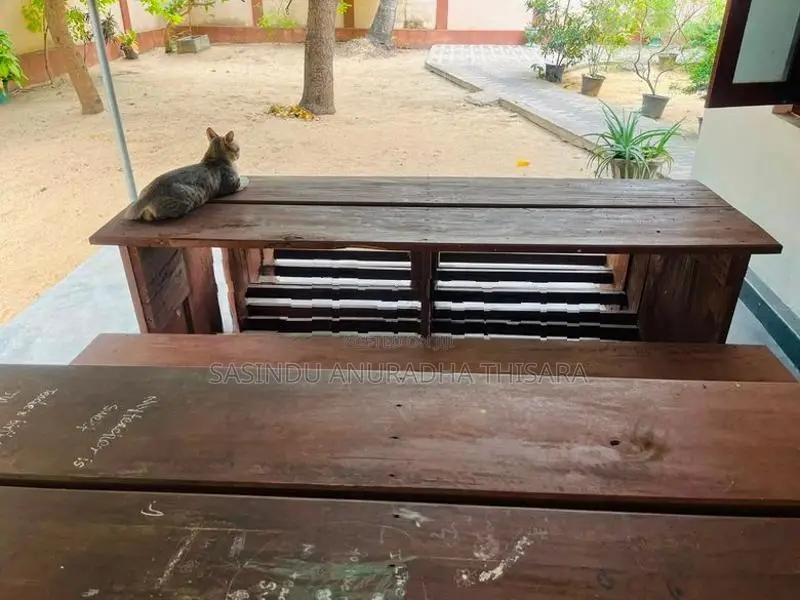 Class Benches with Tables