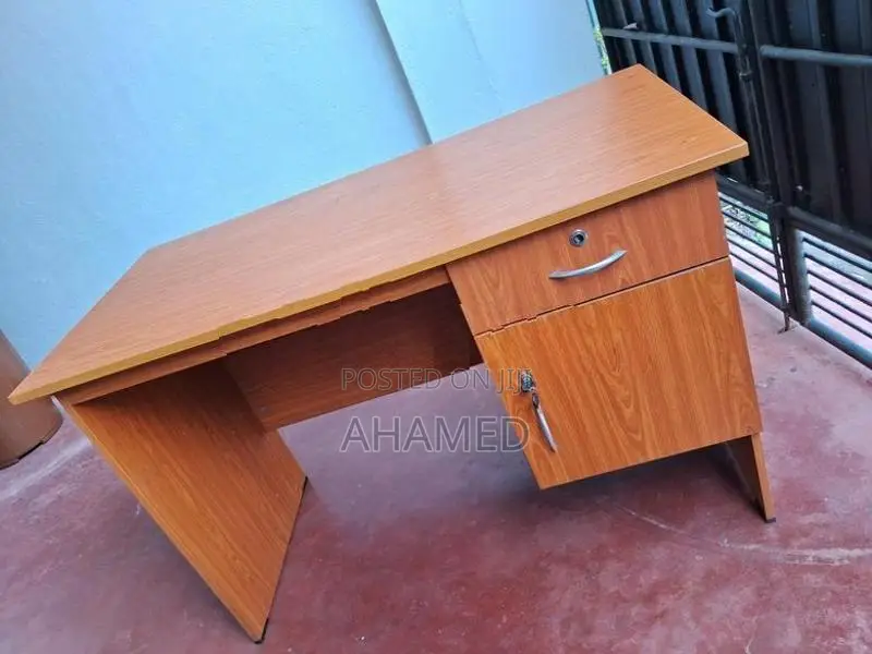 Office Table 2 by 4 Feet