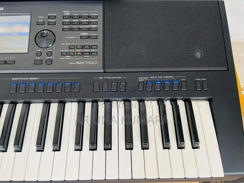 Yamaha Psr SX700 Keyboard