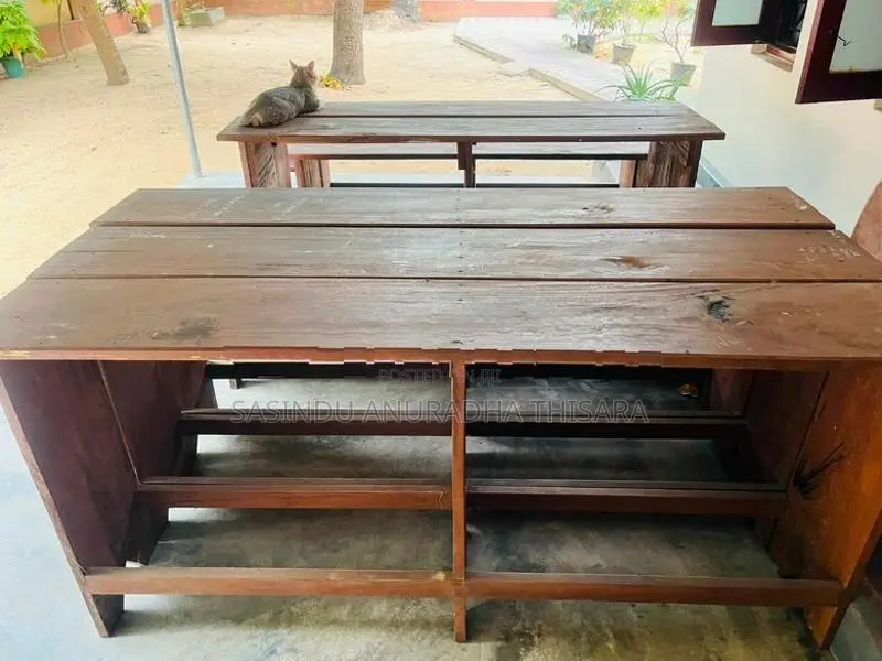 Class Benches with Tables