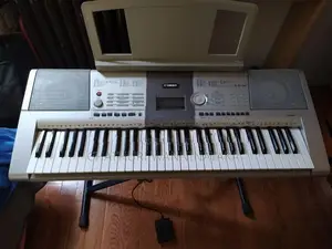 Yamaha PSR-295 Portatone 61-Key Musical Keyboard