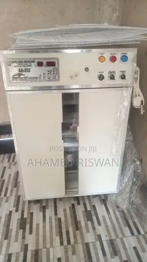 egg incubator