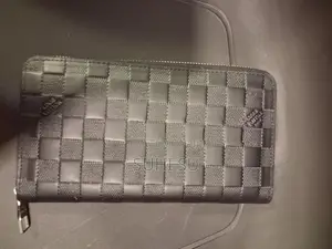 Louis Vuitton Style Zip Around Long Wallet