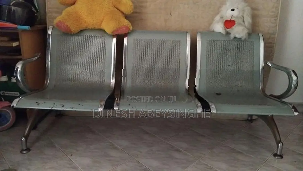 Lobby Gang Hospital 3 Seater Chair