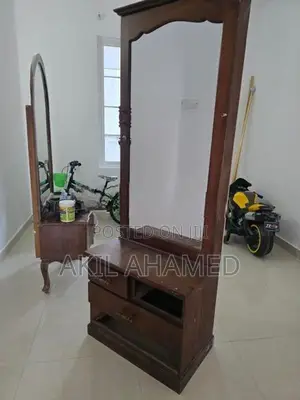 dressing table