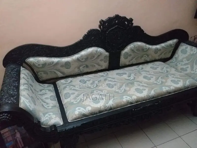 Antique 3 Piece Kaluwara Kavichchi Set