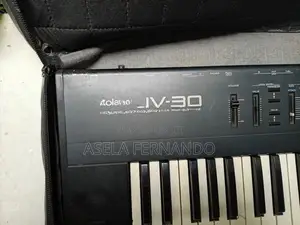 Roland JV 30 key board