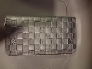 Louis Vuitton Style Zip Around Long Wallet