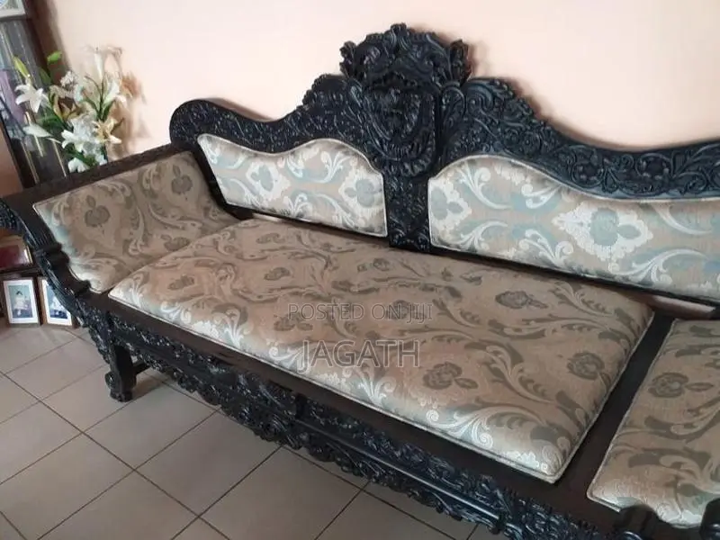 Antique 3 Piece Kaluwara Kavichchi Set
