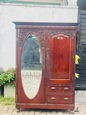 Antique Almariya