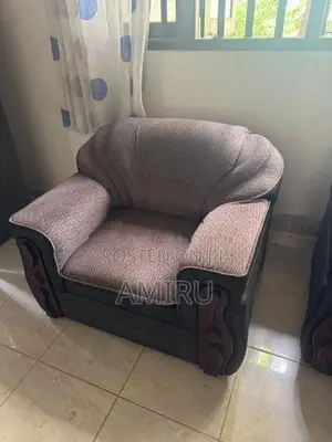 Damro Sofa Set