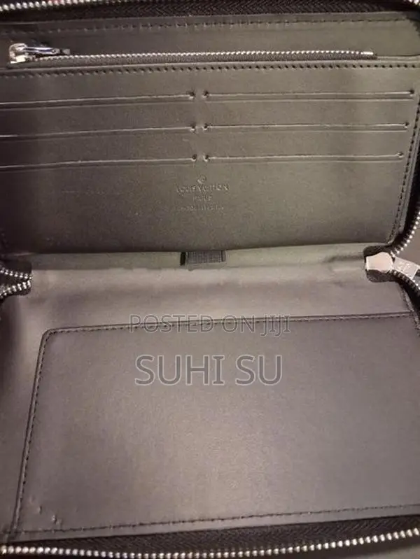 Louis Vuitton Style Zip Around Long Wallet