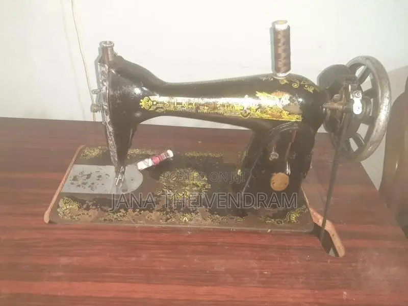 Singer Sewing Machine