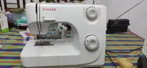 Singer Portable Machine