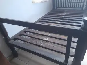 Kaluwara Wood Double Bed