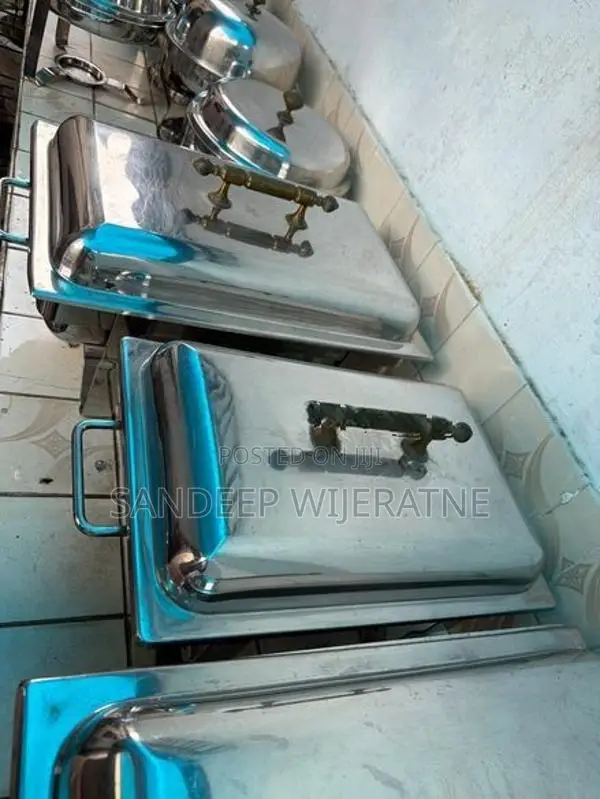 Stainless buffet set