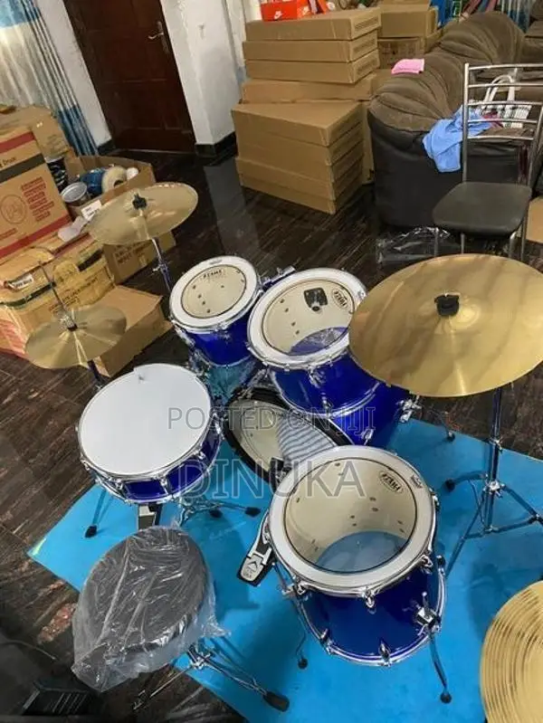 Acoustic Drum set