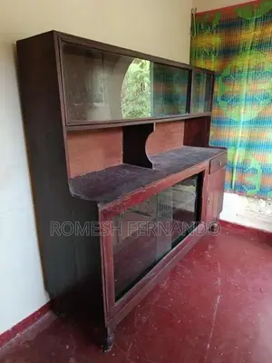 පැරණි කැබිනට් (කොස් ලී)