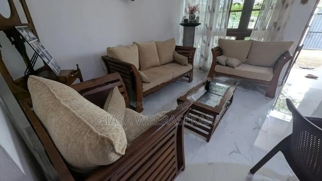 Sofa Set