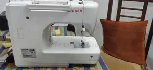 Singer Portable Machine