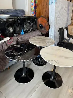 Round Table