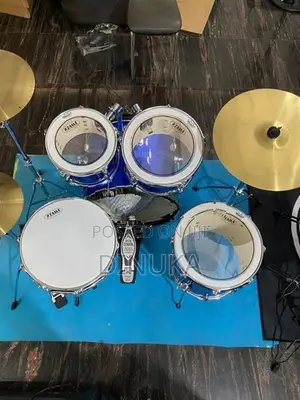Acoustic Drum set