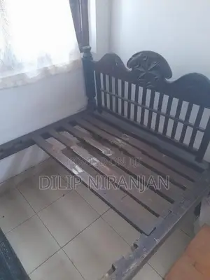 Kaluwara Wood Double Bed