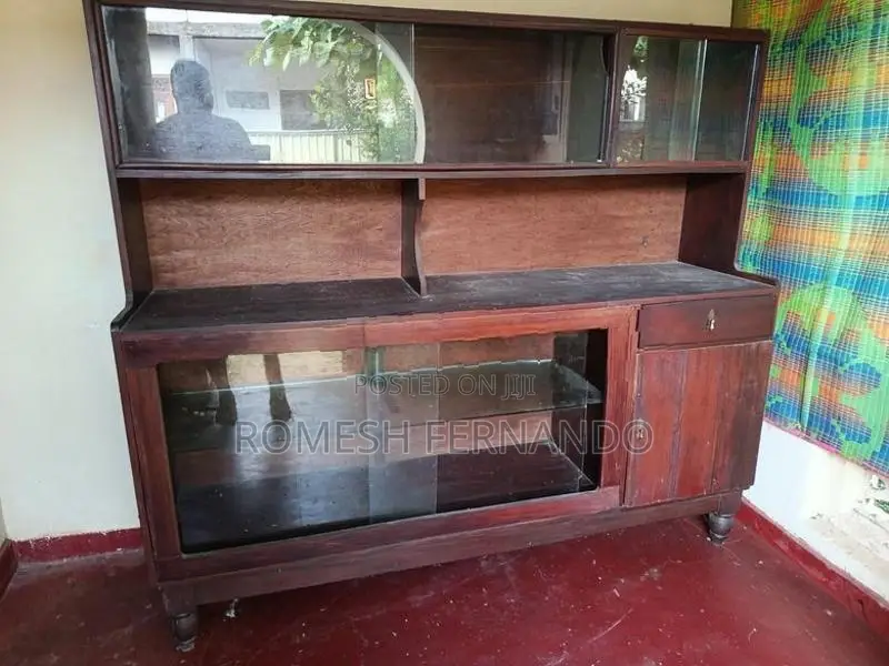 පැරණි කැබිනට් (කොස් ලී)